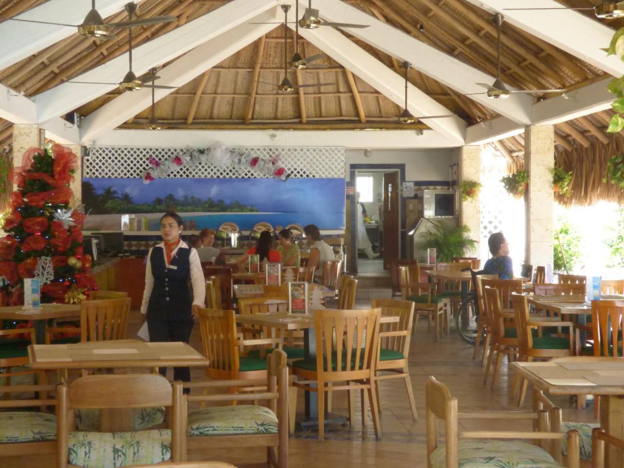 Costa Azul 905 公寓