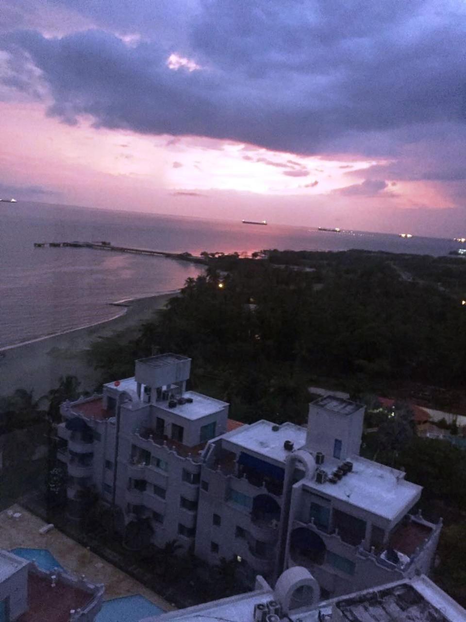 Costa Azul 905 *