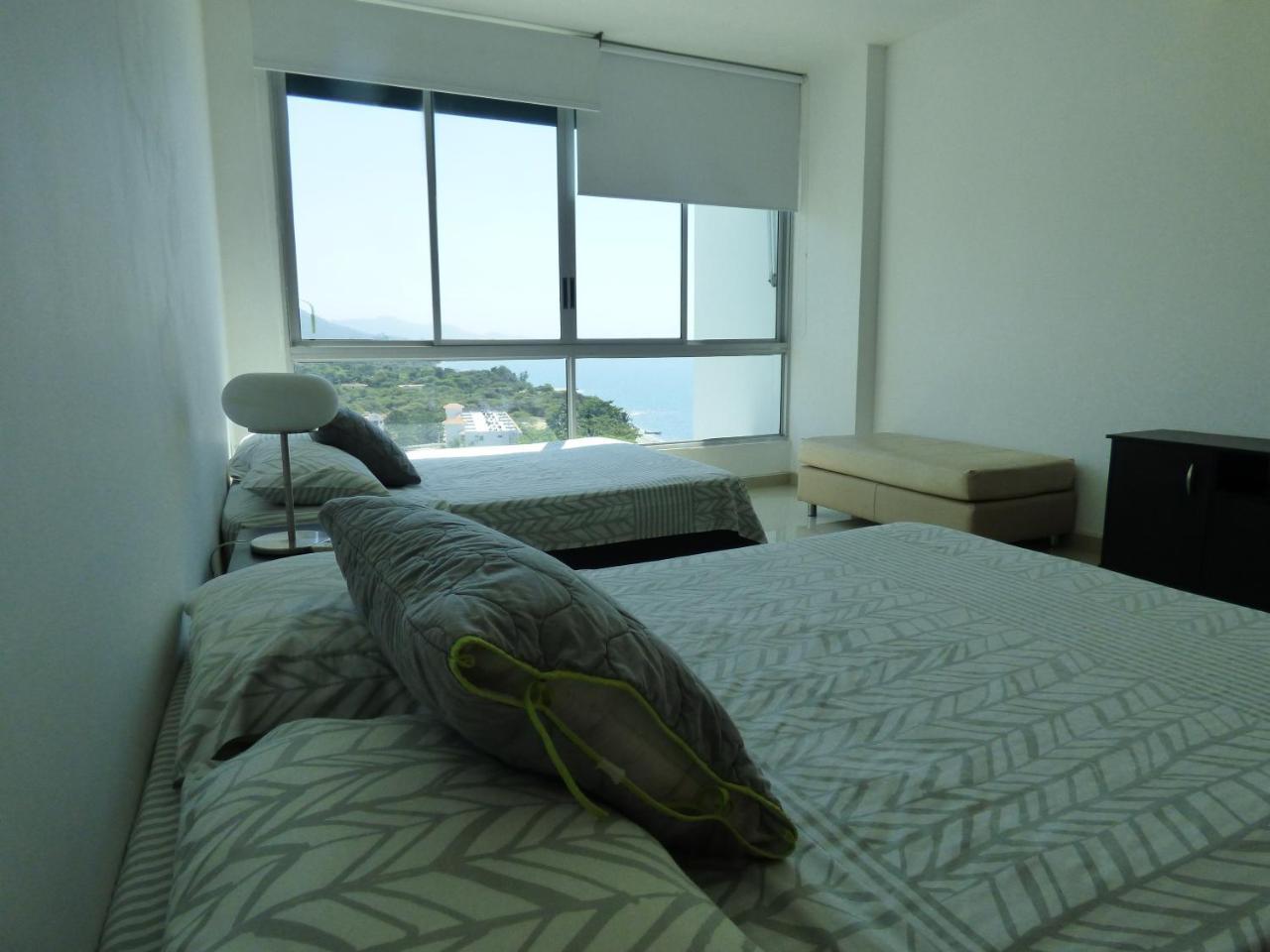 Costa Azul 905 *