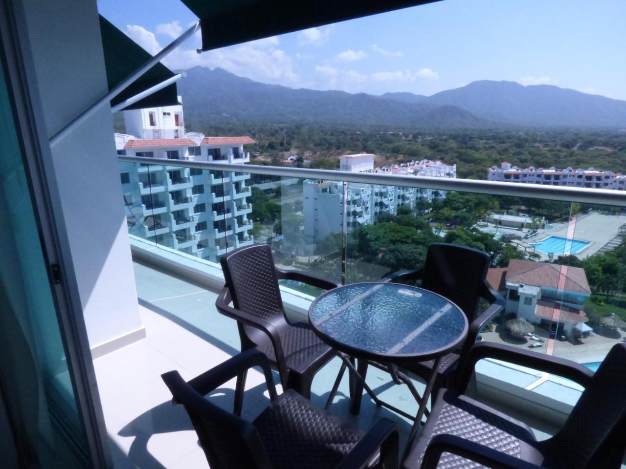 Costa Azul 905 *