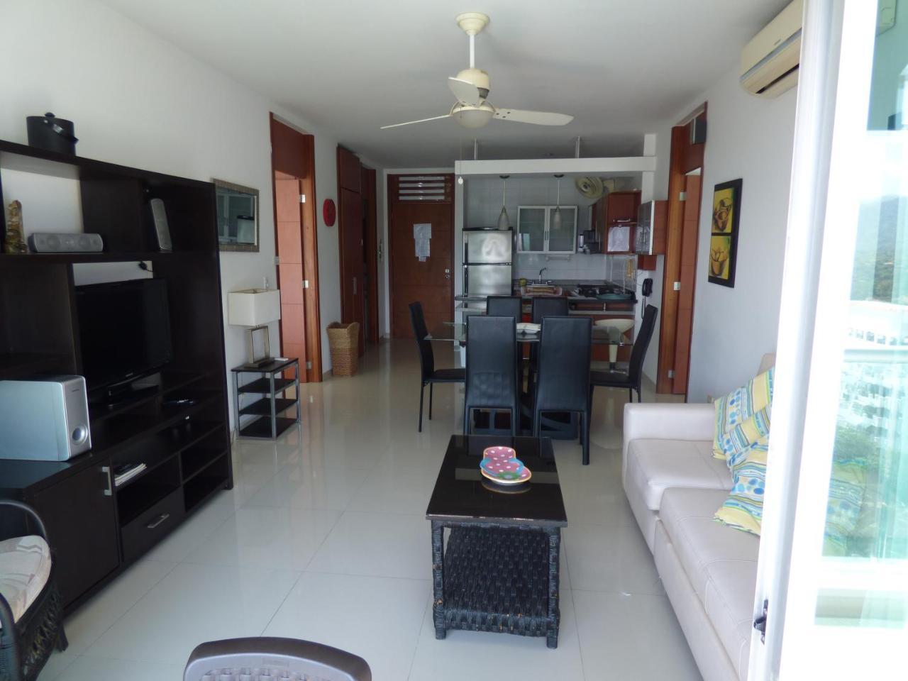 Costa Azul 905 *